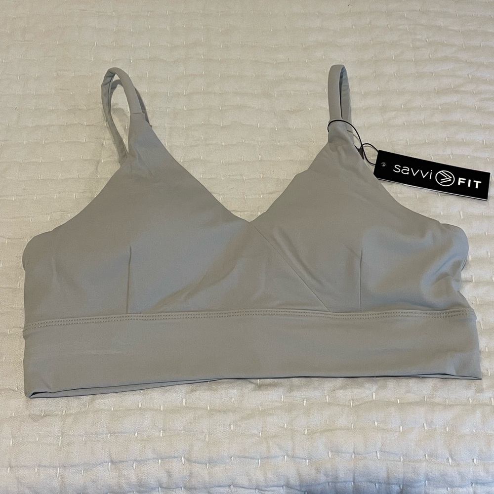 Savvi fit sports bra in a light sage, size Medium.